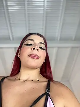 ArieliciousXXX online show from 11.18.25