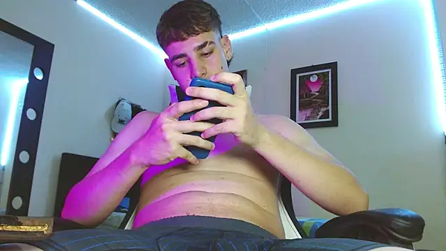 PapiNoha online show from 10.10.25