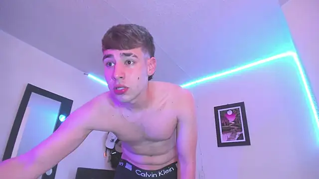 PapiNoha online show from 10.18.25