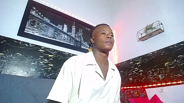 Dark stallionX online show from 10.17.25