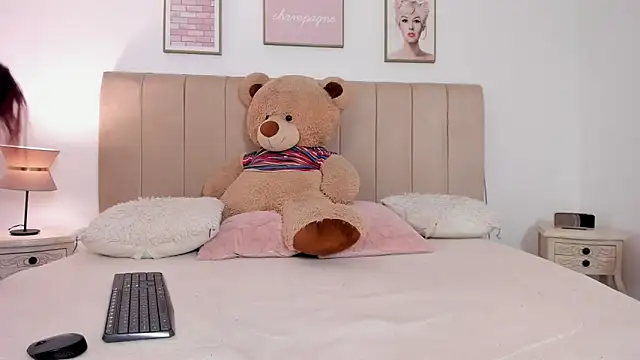 sam von tess online show from 10.16.25