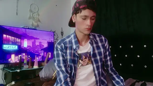 Tyler cat online show from 11.27.25