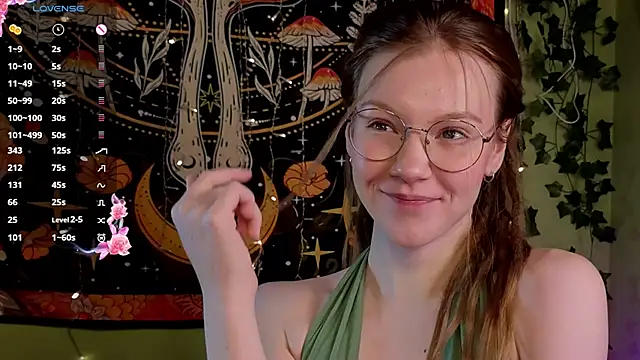 lyra thenymph online show from 11.15.25