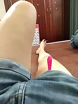 Lili 2love online show from 10.07.25