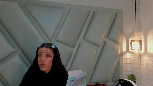 Julieta Slav3 online show from 03.20.26