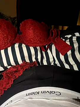 Snapshot of BBC_05_01 chatting on 11.27.25 BBC 05 01 online show from 11.27.25