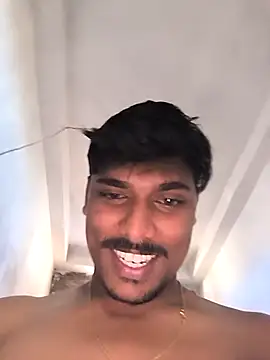 Snapshot of honestbbadboy chatting on 11.02.25 honestbbadboy online show from 11.02.25