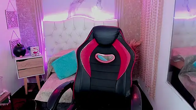 AriaVega online show from 02.23.26