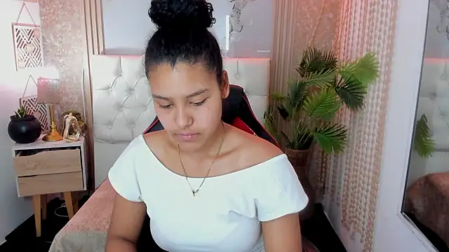 AriaVega online show from 03.26.26