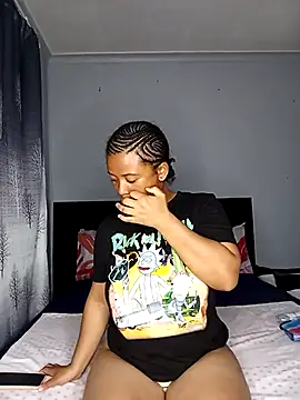 Snapshot of Sultrytits6 chatting on 11.01.25 Sultrytits6 online show from 11.01.25