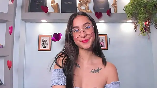 Alana Martinez  online show from 02.25.26