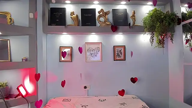 Alana Martinez  online show from 02.26.26