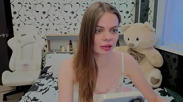 xAlisontiny online show from 04.06.26