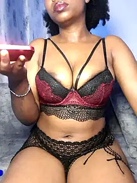 cocoluvx online show from 11.25.25