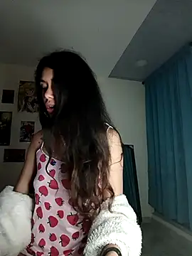 caramel doll   online show from 10.11.25