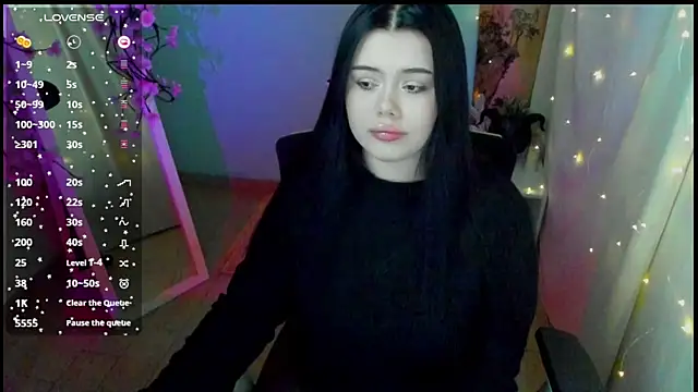 Snapshot of Mona_Esty chatting on 05.03.26 Mona Esty online show from 05.03.26