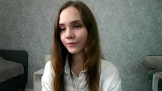 SweetSaraPie online show from 10.04.25