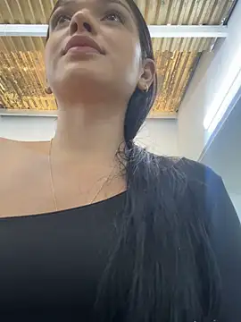 catalina garciaa online show from 11.24.25