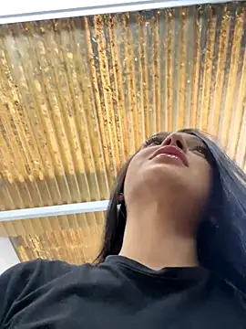 catalina garciaa online show from 12.04.25