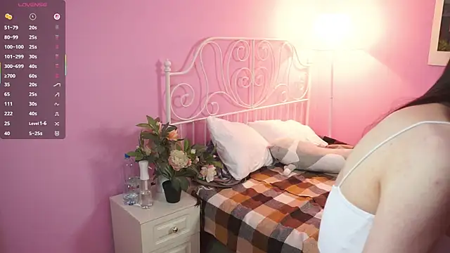 Eva land online show from 10.17.25