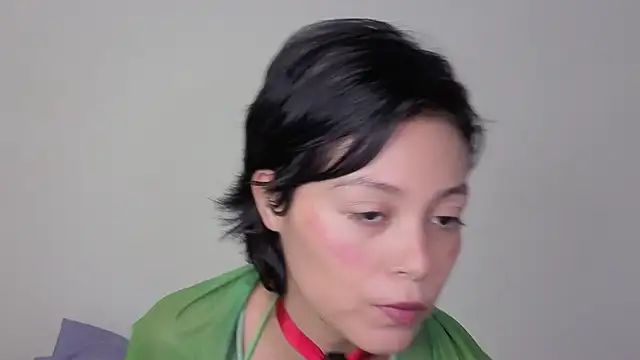 Snapshot of Qadeshoficial chatting on 06.24.26 Qadeshoficial online show from 06.24.26