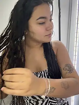 Snapshot of _Sarita_1 chatting on 10.27.25 Sarita 1 online show from 10.27.25