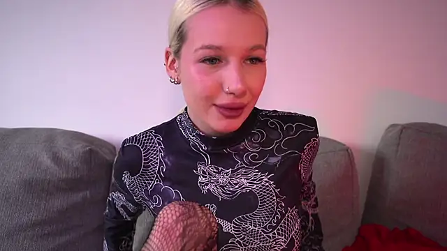 RanyThomson online show from 04.09.26