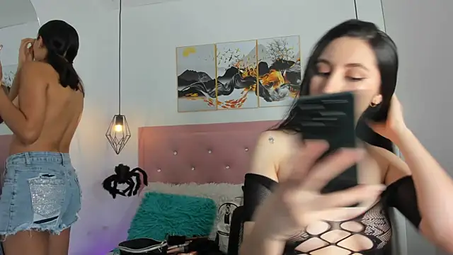 kiara and christy online show from 10.18.25