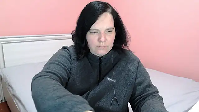  alexandra ray  online show from 10.15.25