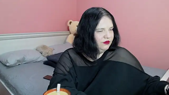  alexandra ray  online show from 11.26.25