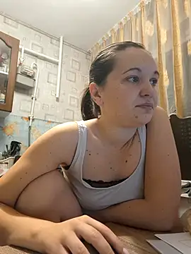 Snapshot of Lorie_Jillian chatting on 10.06.25 Lorie Jillian online show from 10.06.25