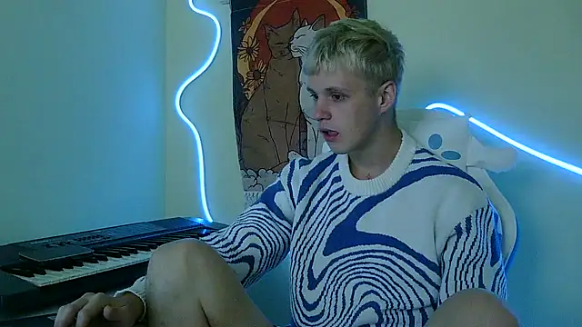 Snapshot of _Timmy_Boy_ chatting on 10.06.25 Timmy Boy online show from 10.06.25