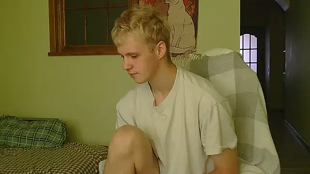 Snapshot of _Timmy_Boy_ chatting on 10.15.25 Timmy Boy online show from 10.15.25