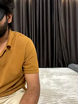 vickyandtania online show from 12.19.25