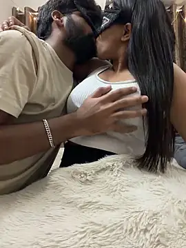 vickyandtania online show from 04.02.26