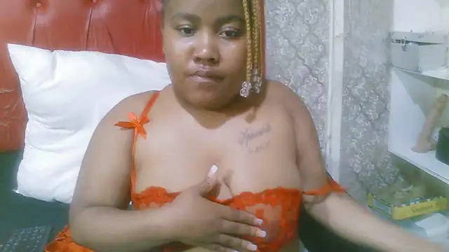 ChubbyMigetxx online show from 10.24.25