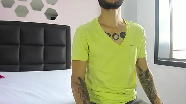 Snapshot of 2_fire chatting on 12.18.25 2 fire online show from 12.18.25