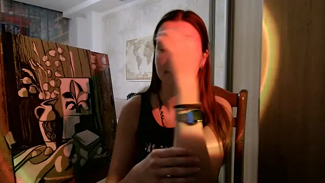 Snapshot of JinnyVibes chatting on 11.06.25 JinnyVibes online show from 11.06.25