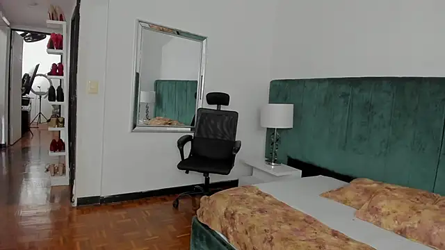 Alanha   online show from 11.17.25