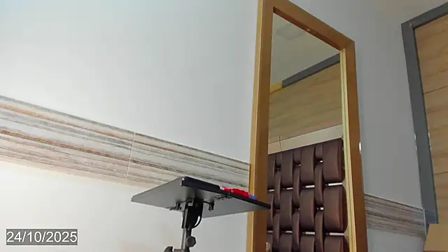 bella tinkerbell bahamas online show from 10.24.25