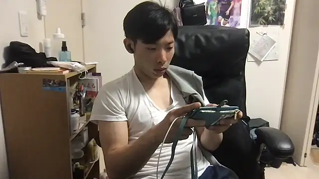 Snapshot of aooya chatting on 05.27.26 aooya online show from 05.27.26