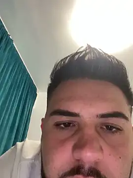 MilanYaman online show from 10.05.25