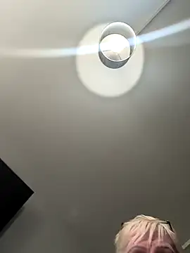 Playful MILF Demi online show from 10.16.25