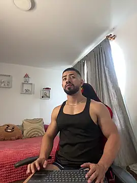 Snapshot of Ezzio_Scolaro chatting on 11.23.25 Ezzio Scolaro online show from 11.23.25