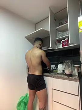 Ezzio Scolaro online show from 03.22.26