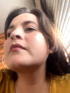 Anyhot latina online show from 12.19.25