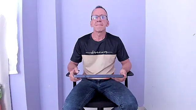  axelking  online show from 03.16.26