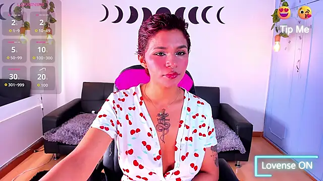 AAfrodithaa online show from 12.18.25