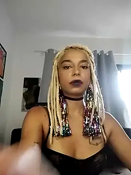 Helenoir online show from 02.14.26