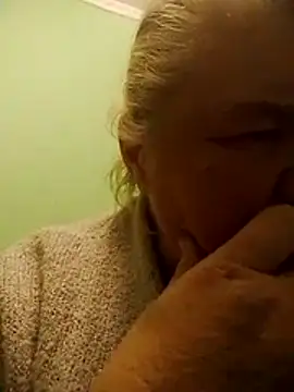 LusiyaGold5 online show from 11.16.25